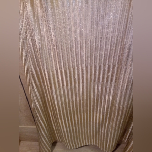 Shimmery Gold Metallic Sleeveless Swinger Style Flowy Dress LARGE - Picture 7 of 7